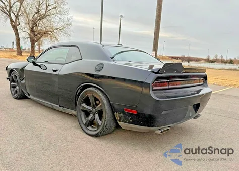 2013 Dodge Challenger R/T z USA, uszkodzony, nr VIN 2C3CDYBT2DH682053